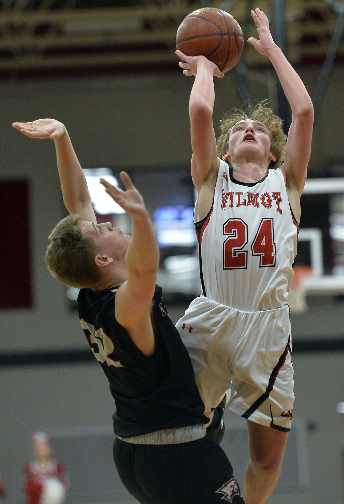 BASKETBALL WILMOT CENTRAL